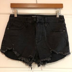 Mossimo denim shorts.